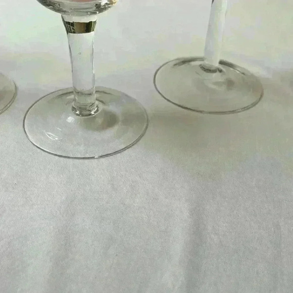 Holiday Time 5 Piece Clear Votive Holder Set Beautiful For Christmas/Holidays - Picture 8 of 10